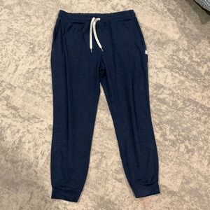 Vuori Performance Jogger Size Medium